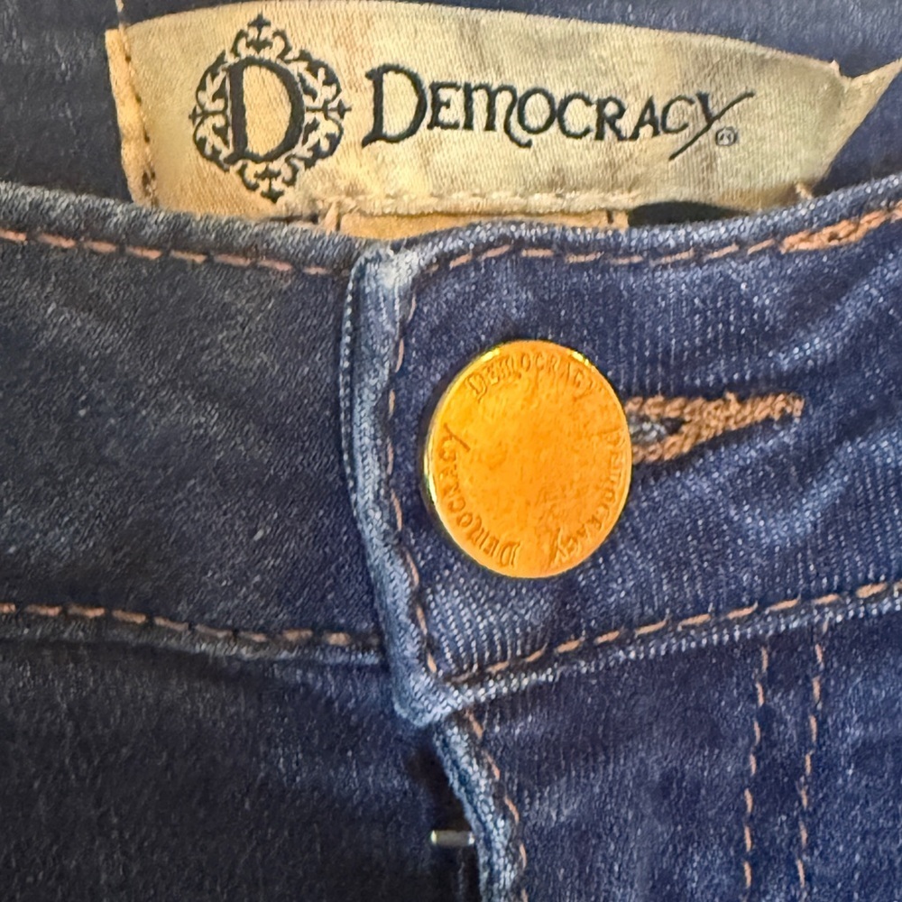 Democracy Seamless Ankle Skimmer Dark Wash Jeans| Raw Hem| Skinny Stretch - Picture 3 of 7